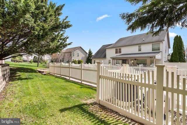1831 BELL AVE, Chambersburg, PA 17202