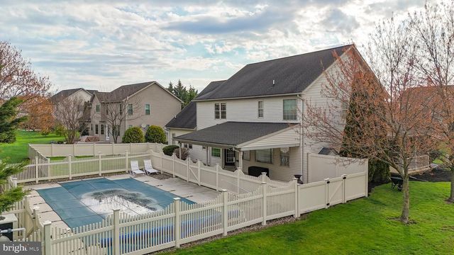 1831 BELL AVE, Chambersburg, PA 17202