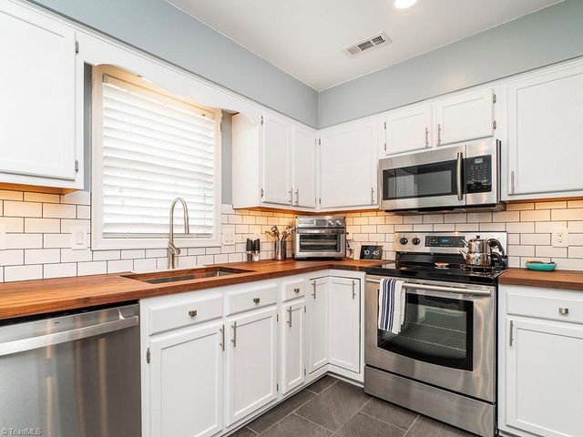 4301 Garden Club Street, High Point, NC 27265
