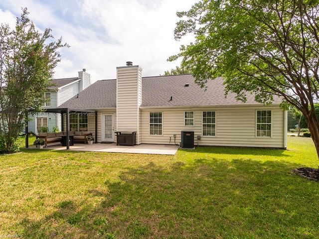 4301 Garden Club Street, High Point, NC 27265