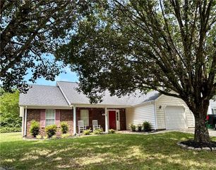4301 Garden Club Street, High Point, NC 27265