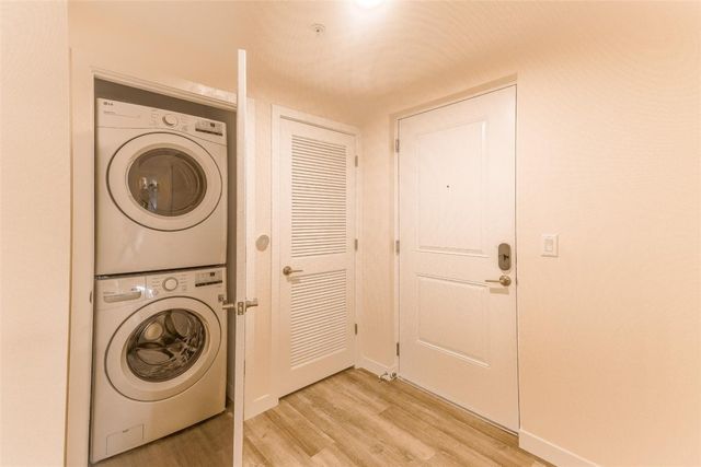 8894 44th Street 2-112, Sunrise, FL 33351