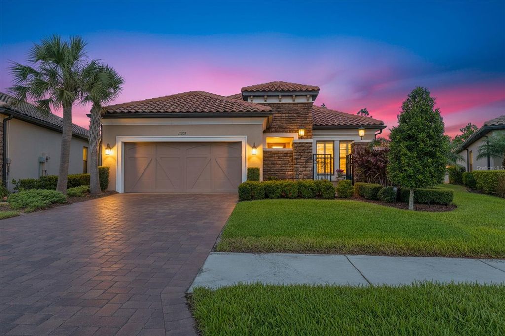 11295 JUGLANS DRIVE, Odessa, FL 33556