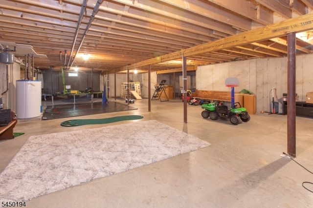 21 Rockport Rd, Wantage Twp., NJ 07461