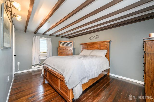 1043 County Road 519, Frenchtown, NJ 08825