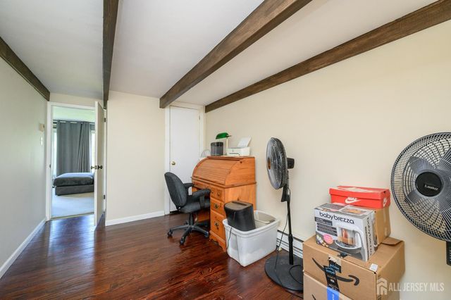 1043 County Road 519, Frenchtown, NJ 08825