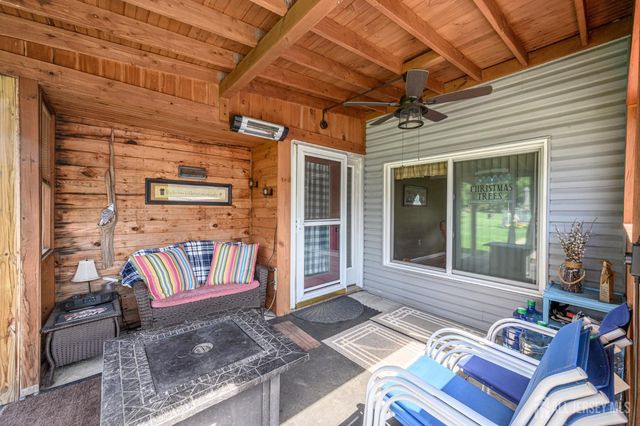 1043 County Road 519, Frenchtown, NJ 08825