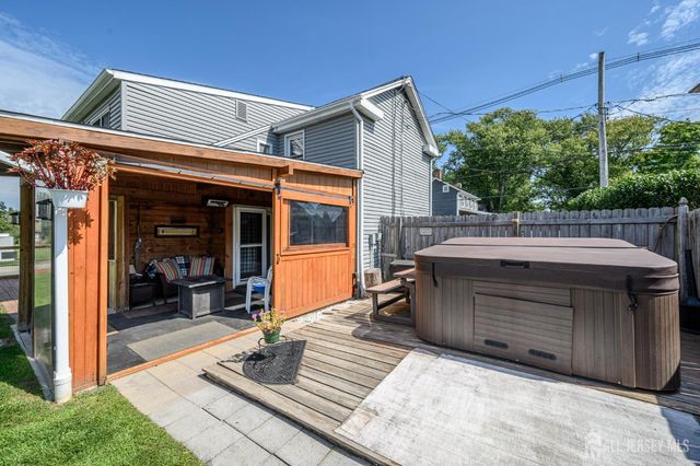 1043 County Road 519, Frenchtown, NJ 08825