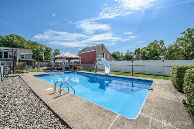 1043 County Road 519, Frenchtown, NJ 08825