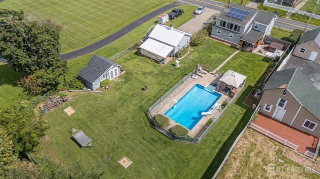 1043 County Road 519, Frenchtown, NJ 08825