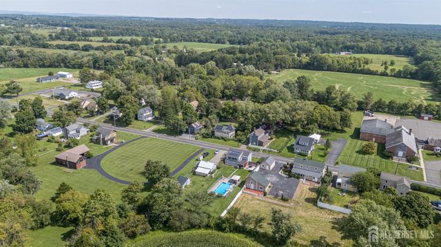 1043 County Road 519, Frenchtown, NJ 08825