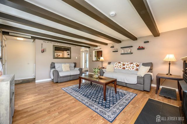 1043 County Road 519, Frenchtown, NJ 08825