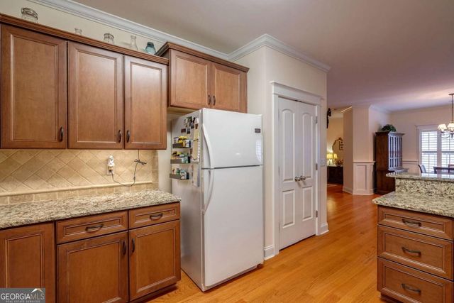 2142 Eisenhower Avenue, Bogart, GA 30622