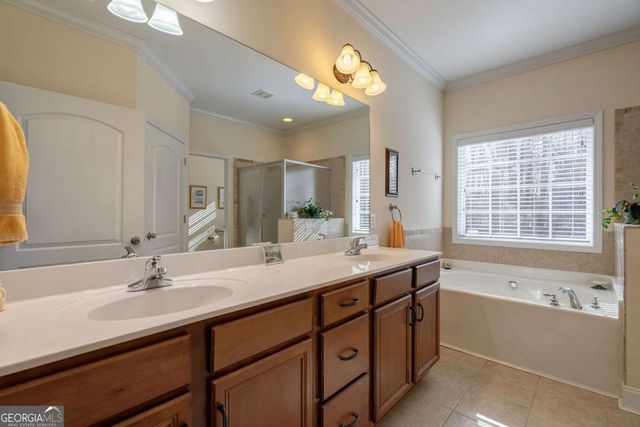 2142 Eisenhower Avenue, Bogart, GA 30622