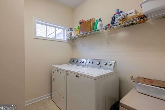 2142 Eisenhower Avenue, Bogart, GA 30622