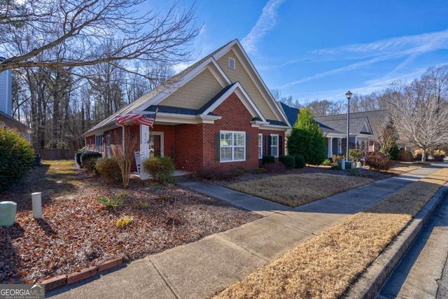 2142 Eisenhower Avenue, Bogart, GA 30622