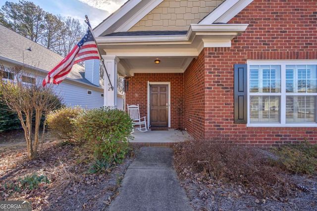 2142 Eisenhower Avenue, Bogart, GA 30622