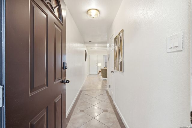 4706 Esterbrook, San Antonio, TX 78238