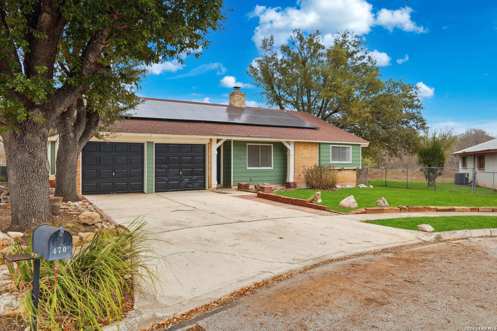 4706 Esterbrook, San Antonio, TX 78238