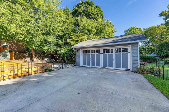1109 PORLIER STREET, Green Bay, WI 54301