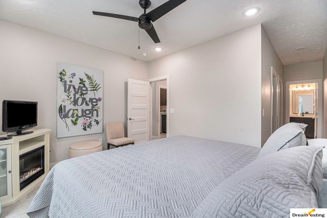 630 N 46th Street, Omaha, NE 68132