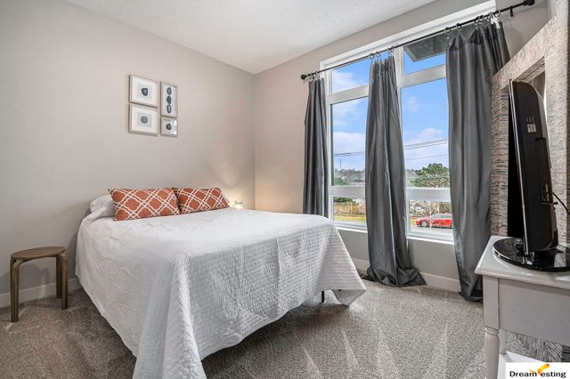 630 N 46th Street, Omaha, NE 68132