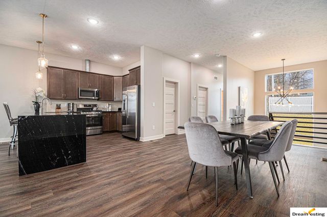 630 N 46th Street, Omaha, NE 68132