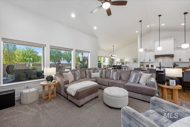 2190 Canyon Village Circle, Twin Falls, ID 83301