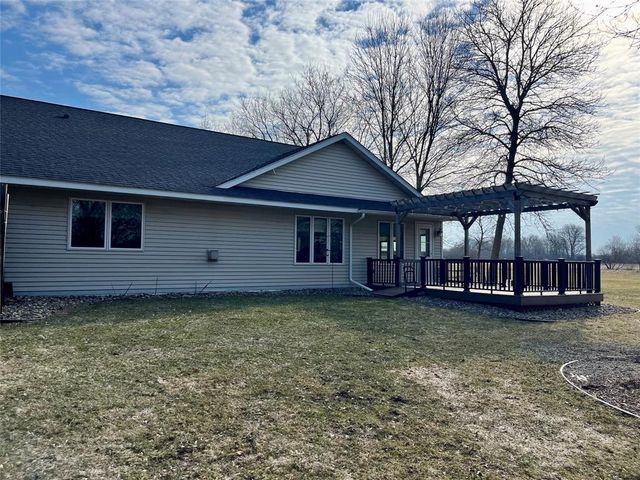 310 Willink Drive, Baldwin, WI 54002