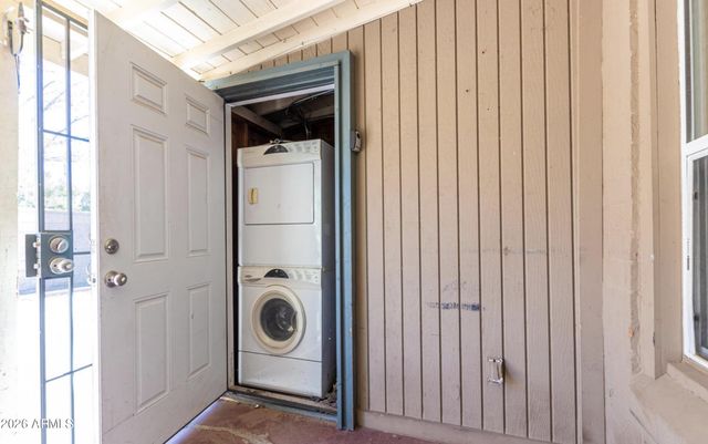 2226 N 28TH Street, Phoenix, AZ 85008
