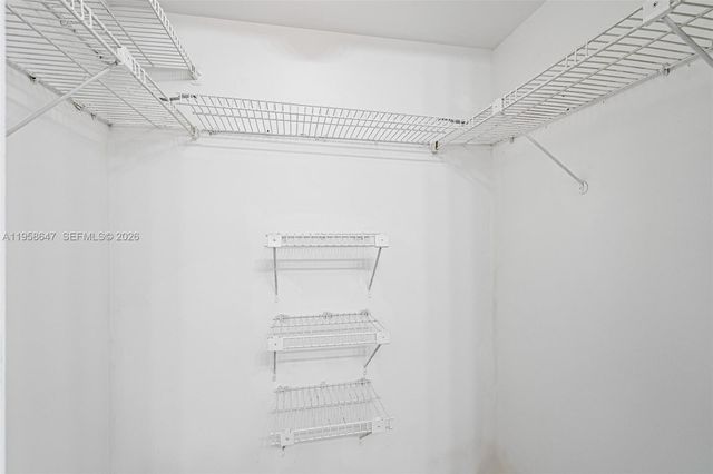 1000 Saint Charles Pl 613, Pembroke Pines, FL 33026