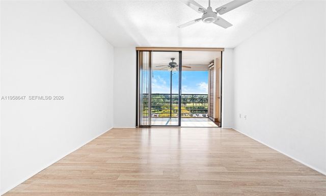 1000 Saint Charles Pl 613, Pembroke Pines, FL 33026