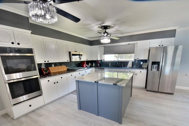 208 RIDGE POINT, Hot Springs, AR 71913