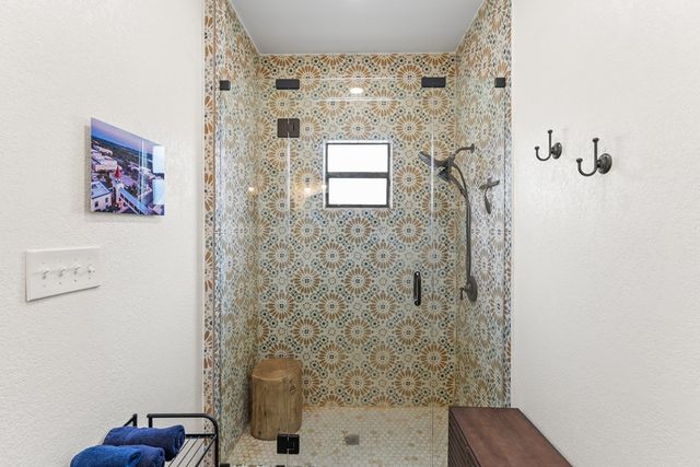 1229 Jefferson St, Kerrville, TX 78028