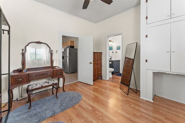 1229 Jefferson St, Kerrville, TX 78028