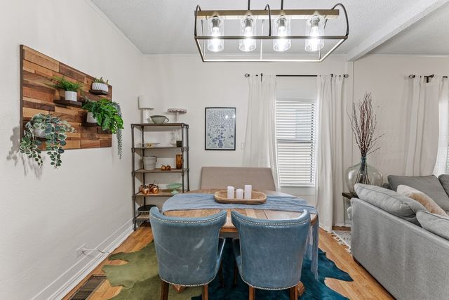 1229 Jefferson St, Kerrville, TX 78028