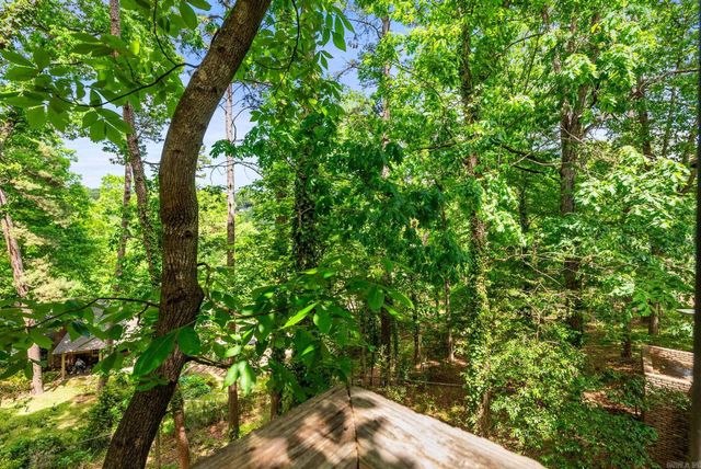 20 Foxhunt Trail, Little Rock, AR 72227