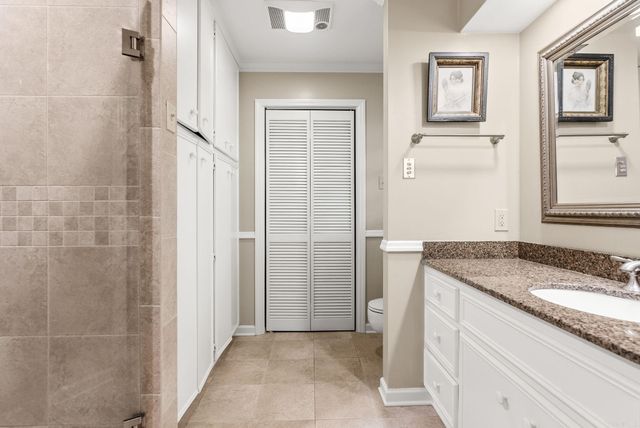 20 Foxhunt Trail, Little Rock, AR 72227