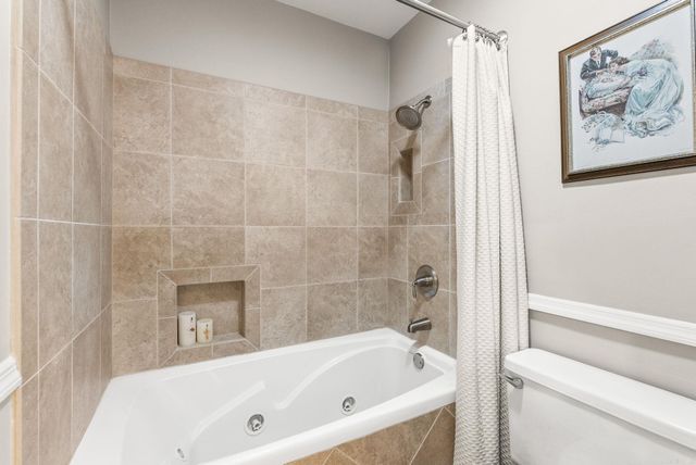 20 Foxhunt Trail, Little Rock, AR 72227