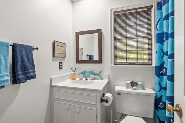 20 Foxhunt Trail, Little Rock, AR 72227