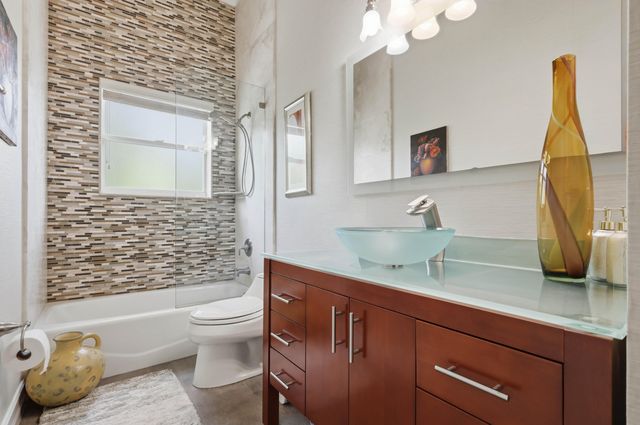 7079 NW 68th Drive, Parkland, FL 33067