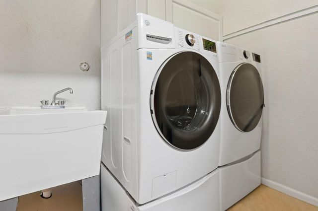 7079 NW 68th Drive, Parkland, FL 33067