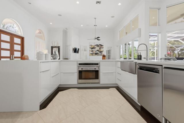 7079 NW 68th Drive, Parkland, FL 33067