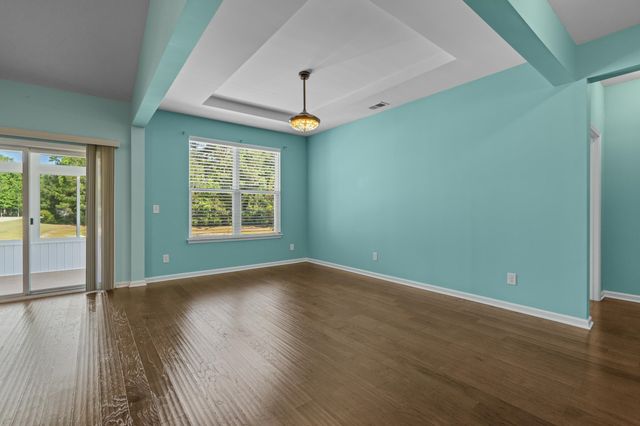 840 Lafayette Park Dr., Little River, SC 29566
