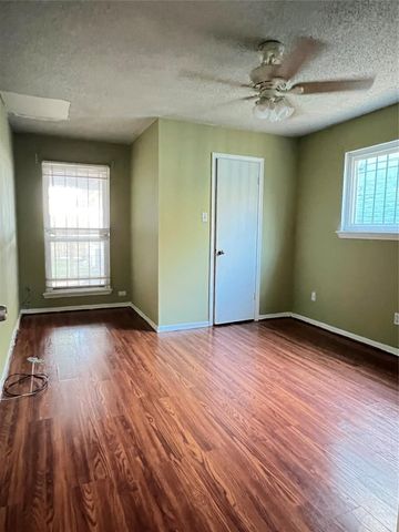 11307 Oakcenter Drive, Houston, TX 77072