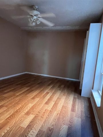 11307 Oakcenter Drive, Houston, TX 77072