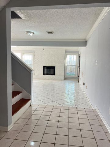 11307 Oakcenter Drive, Houston, TX 77072