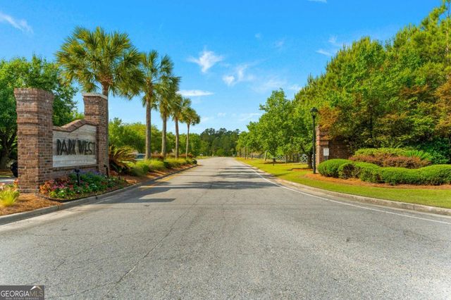 800 Hyacinth Circle, Guyton, GA 31312