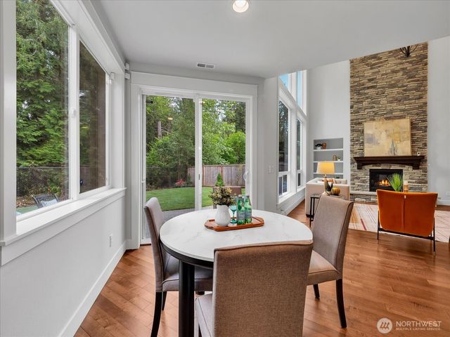 9758 242nd Way NE, Redmond, WA 98053