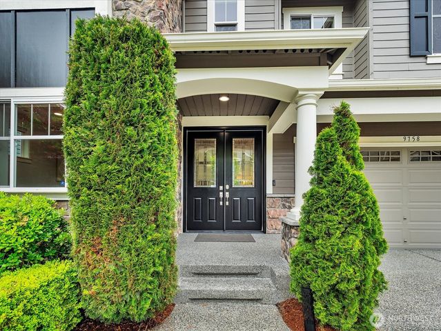 9758 242nd Way NE, Redmond, WA 98053